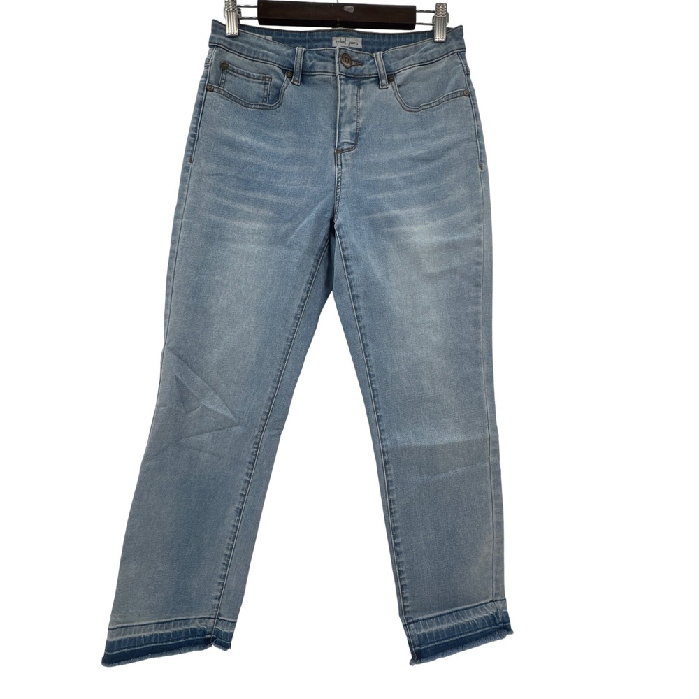 Tribal Jeans Girlfriend Light‎ Wash Released Frayed Hem Denim Jeans 61460-1485 4